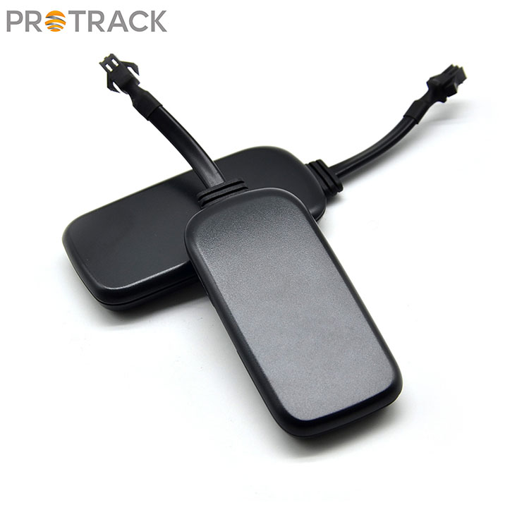 Features and aspects associated with GPS trackers with SIM cards